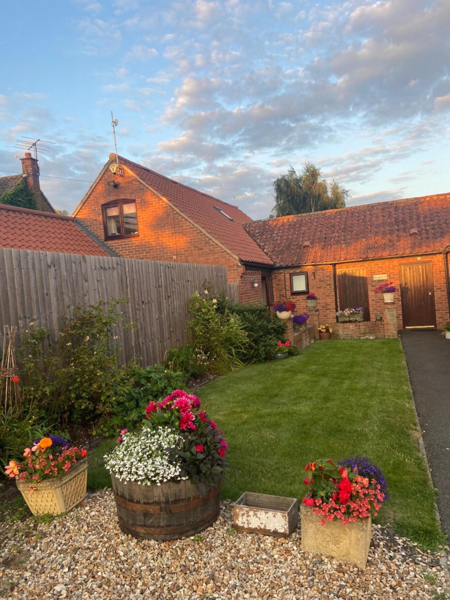 Willow Tree Cottages Newark-on-Trent  Ngoại thất bức ảnh